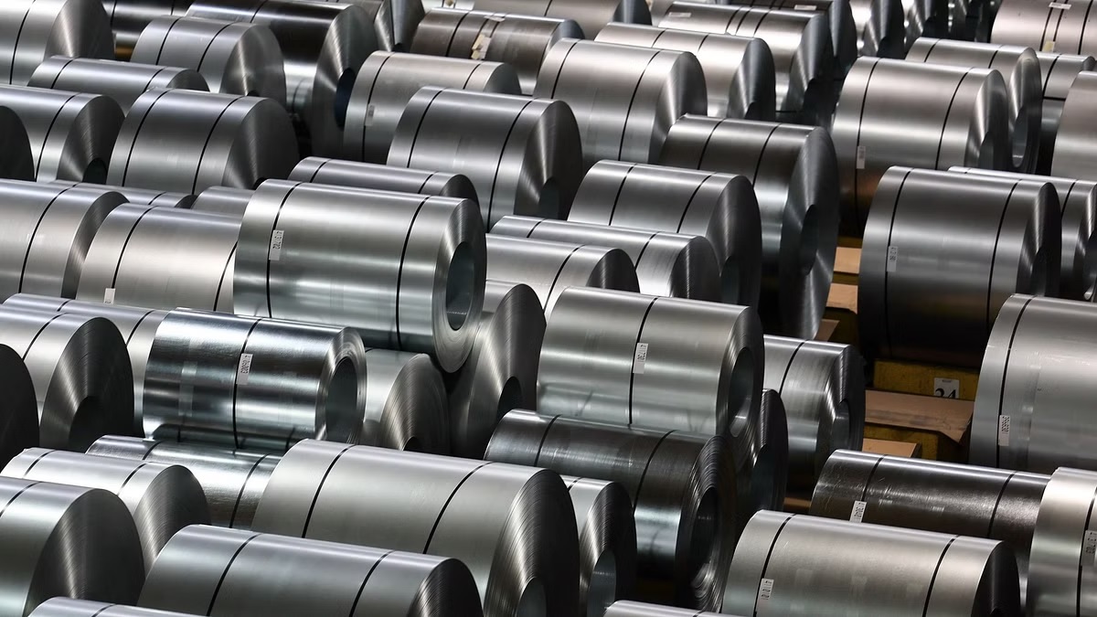 The government should curb the increasing import of steel in the country, what traders expect from the budget