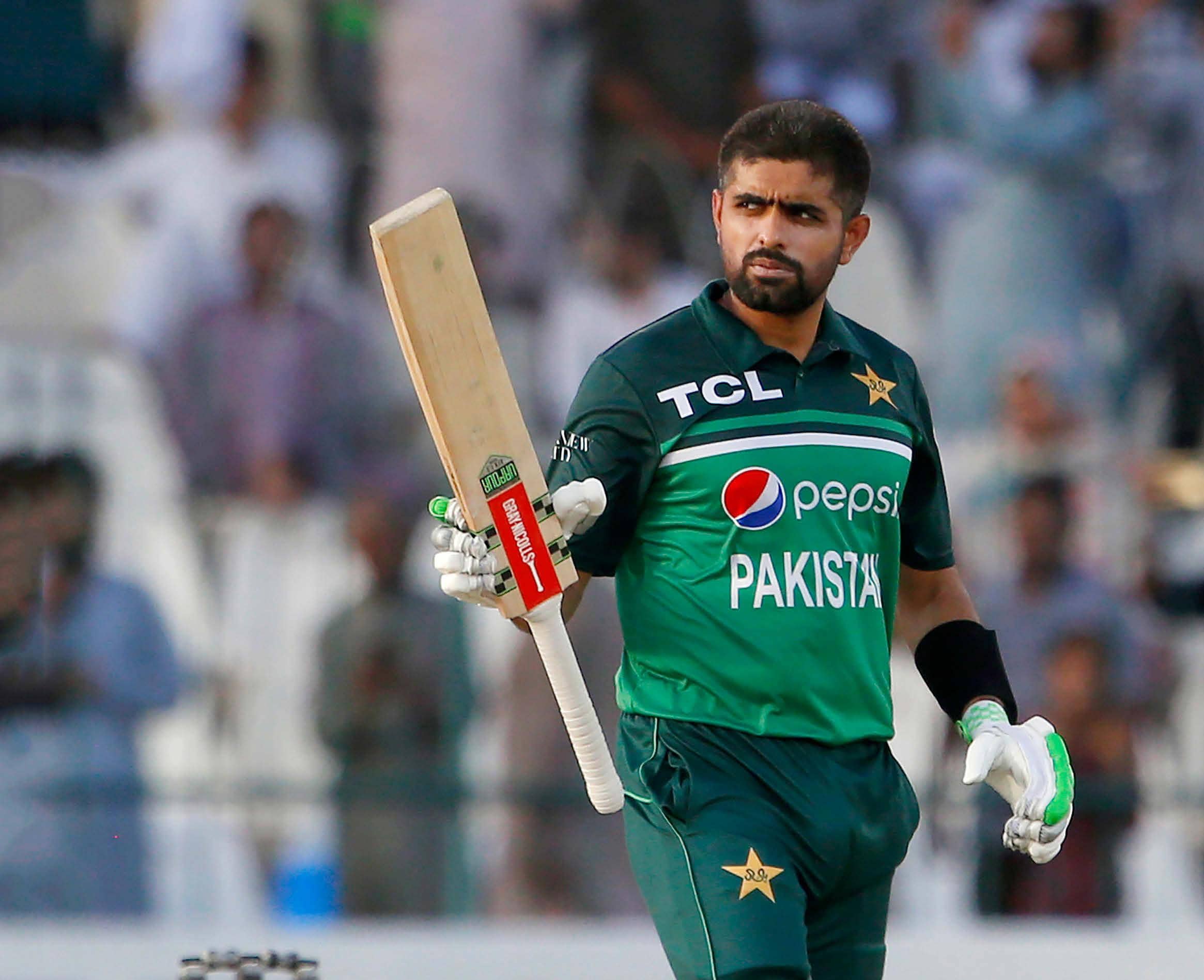 Babar Azam got a big advantage, Virat Kohli took the leap without playing