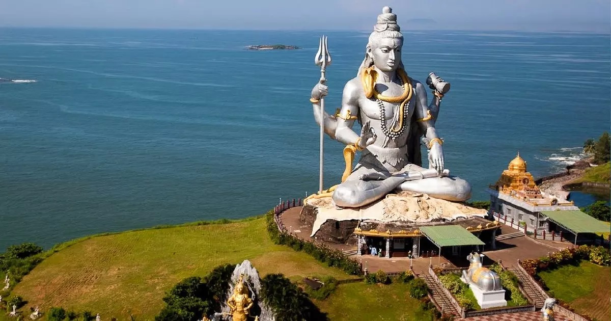 Not only in India but all over the world there are Shiva temples, visit these countries for darshan