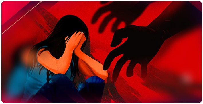 A married lover along with friends molested a teenager in a moving car, the girl was traumatized