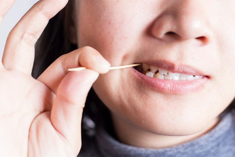 Avoid this habit immediately after eating, toothpicks can damage the teeth.