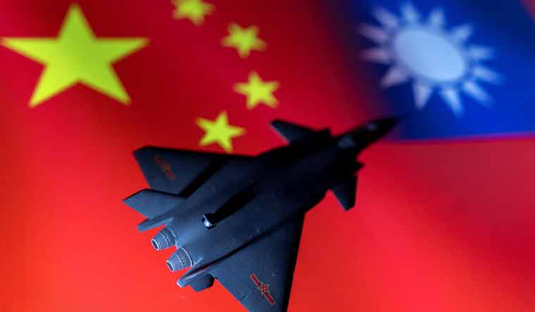 7 Chinese military aircraft and 4 naval ships spotted circling Taiwan, tensions may rise