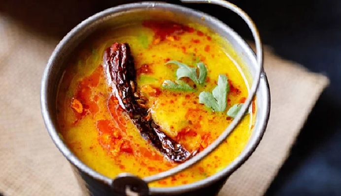 People will be licking their fingers if you apply tadka to dal like this, just do it the right way.