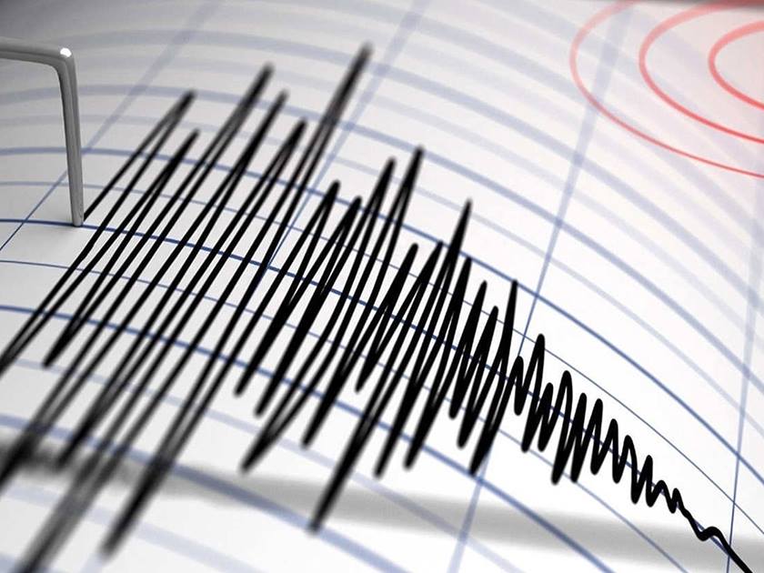 An earthquake measuring 6.1 on the Richter scale hit several provinces in Jakarta