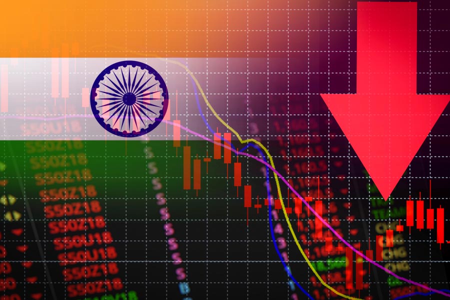 Stock market falls Sensex falls by 700 points Nifty also falls by 233 points