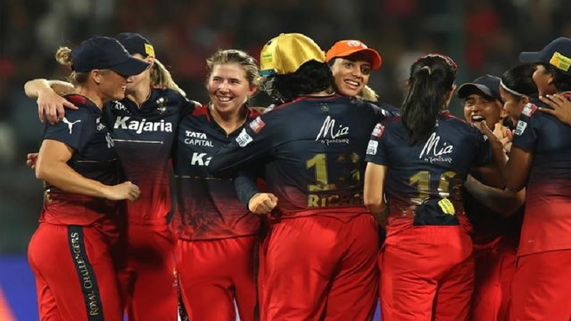 UP fail to register victory against RCB miss Mandhas century 1