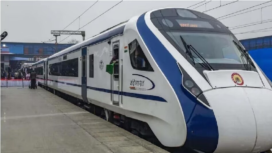 Vande Bharat Express traveling from Bhopal to Delhi collided with Nandi