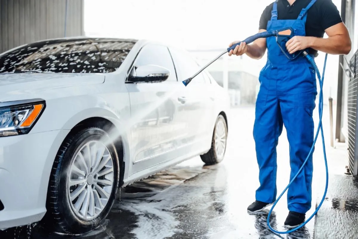 keep your car clean without going to the service center keep these five things in mind