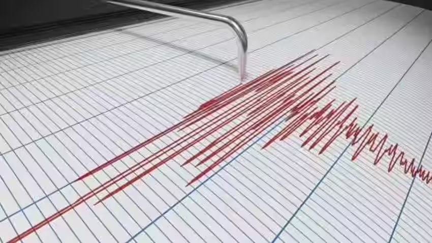 6.1 magnitude earthquake shakes Japan 1