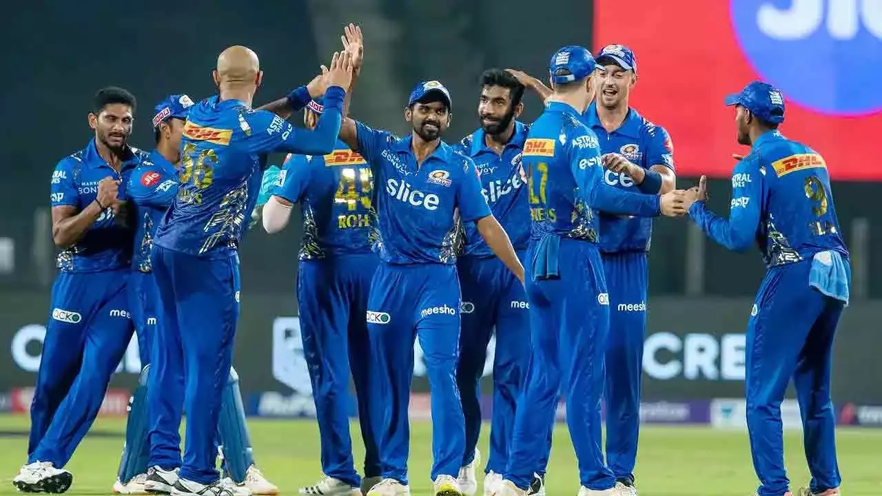 Mumbai Indians complete their record with a win leaving behind KKR and CSK 1