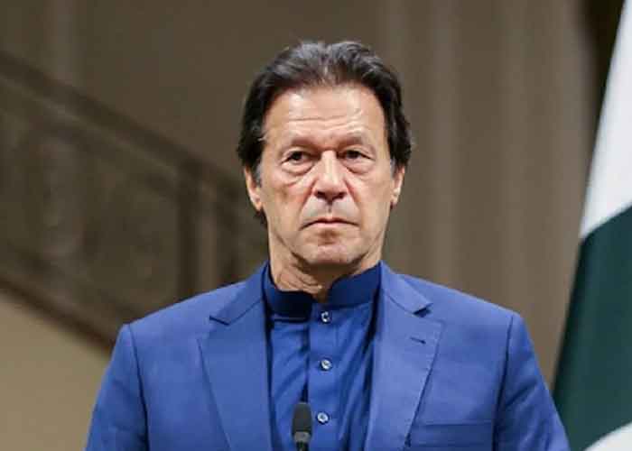 My jailed wife Bushra Bibi was poisoned in food Imran Khan made a serious allegation 01