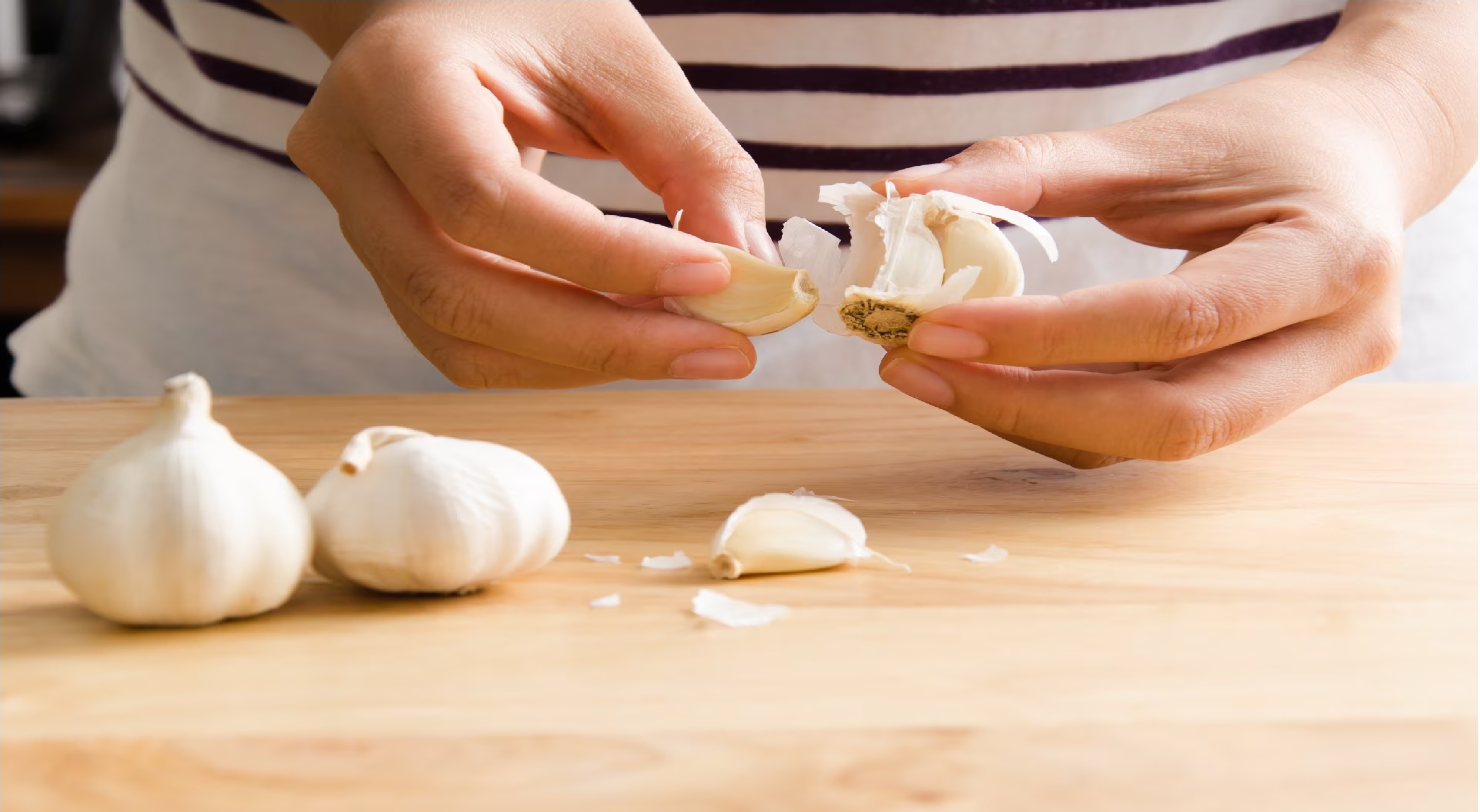 Dont throw away garlic peels know these 5 amazing benefits 1