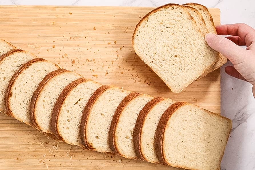 These bread recipes are ready in a quick 5 minutes you will be hungry after eating them 1