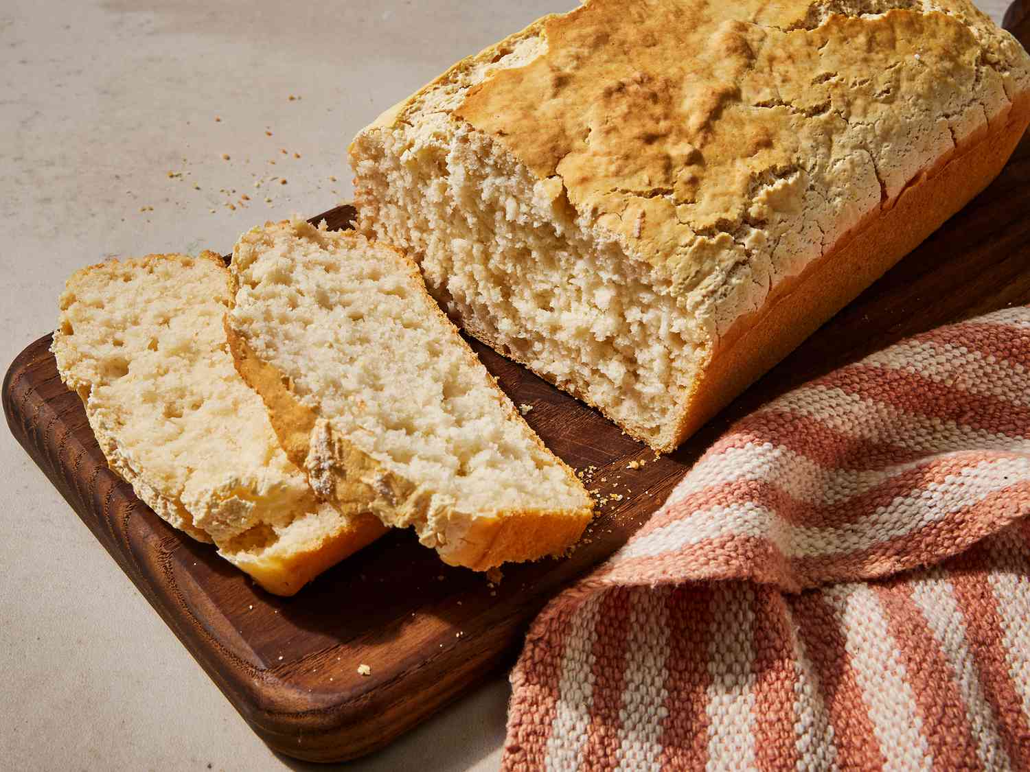 These bread recipes are ready in a quick 5 minutes you will be hungry after eating them 2