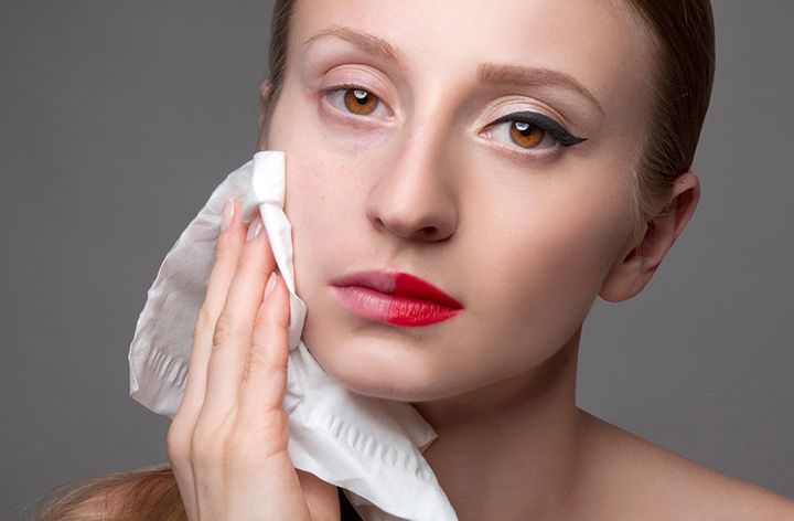 Use these 5 things instead of makeup remover to avoid the problem of dryness and rashes 1