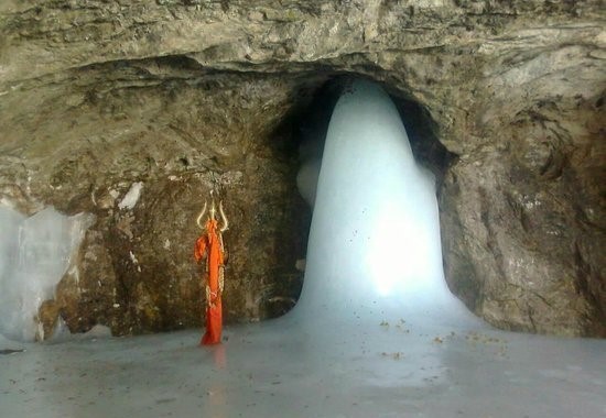 amarnath yatra 2024 amarnath himling has melted and become 10 to 12 feet tall2