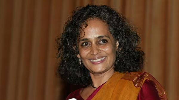 arundhati roy uapa act case on her speech on azadi only way conference says kashmir is not an integral part of india 4