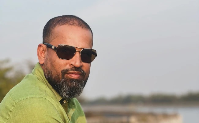 cricketer turned tmc mp yusuf pathan gets civic notice for encroachment in gujarat 1