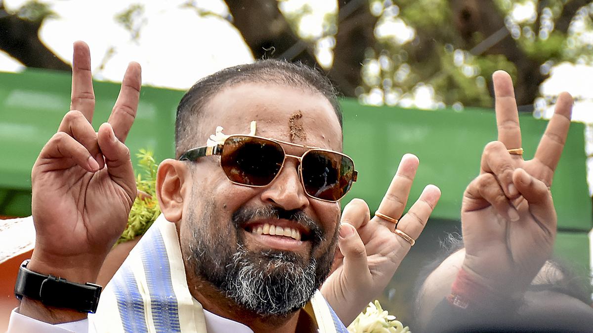 cricketer turned tmc mp yusuf pathan gets civic notice for encroachment in gujarat 3