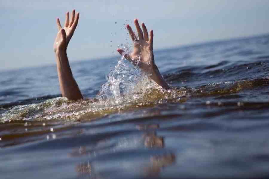 four indian medical students drowned in a river in st petersburg russia 1