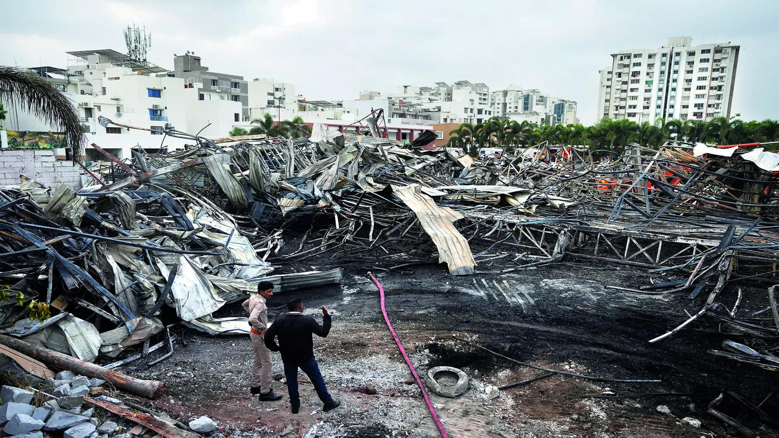 gujarat high court rebukes state govt asked why civic body chief not suspended over rajkot trp game zone fire tragedy 1