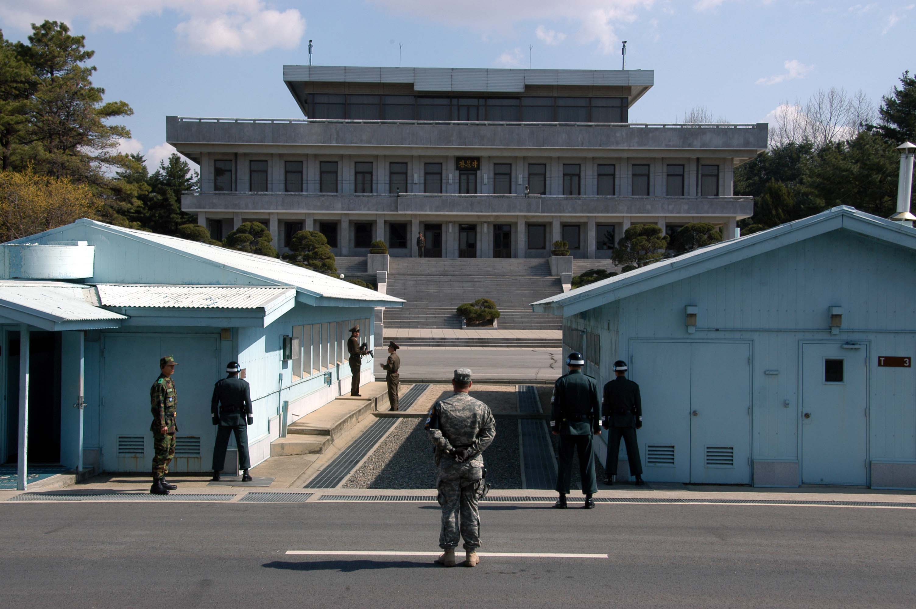 heavy troops have been deployed on the demilitarized zone dmz on the north south korea border2