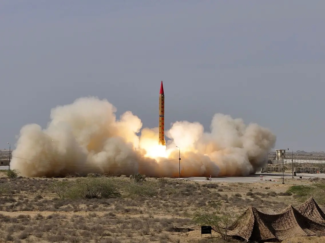 india overtakes pakistan in the matter of nuclear weapons 1