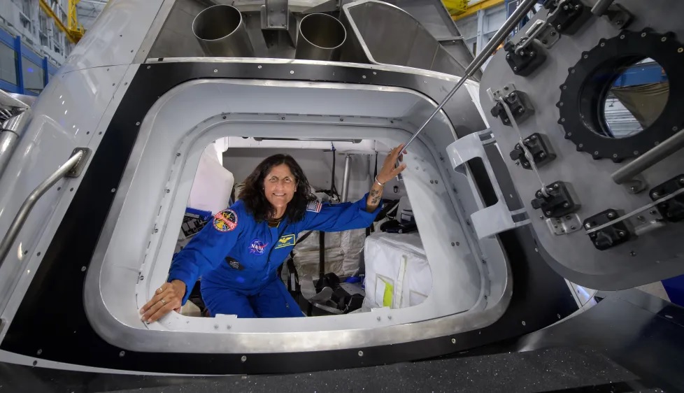 indian origin sunita williams created history became first woman fly spacecraft mission ntc 2