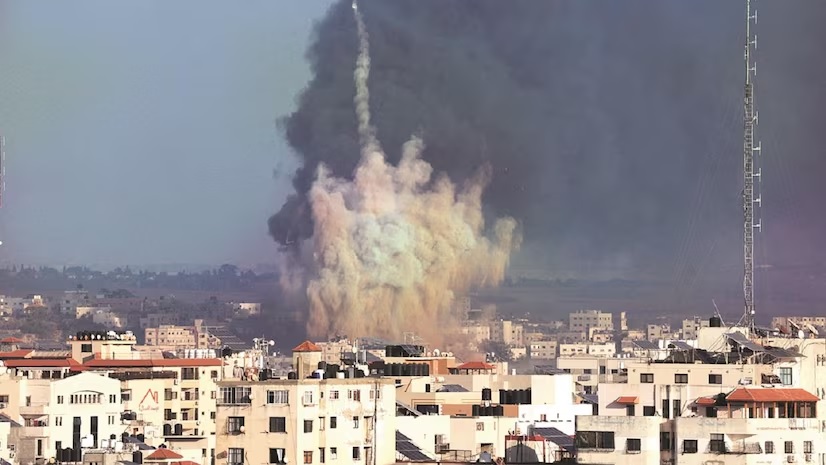 israeli palestinians attack thirty nine killed in israeli bombing on gaza school 1