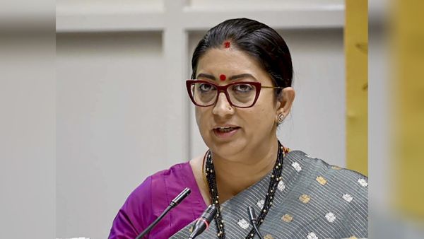 smriti irani to maneka gandhi these top candidates from uttar pradesh lok sabha seats are trailing 1