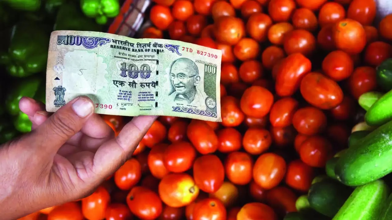 tomato prices hit 100 rupees per kg in some cities details1