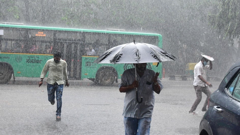 weather update conditions favorable for advance of monsoon possibility of rain in up mp 2