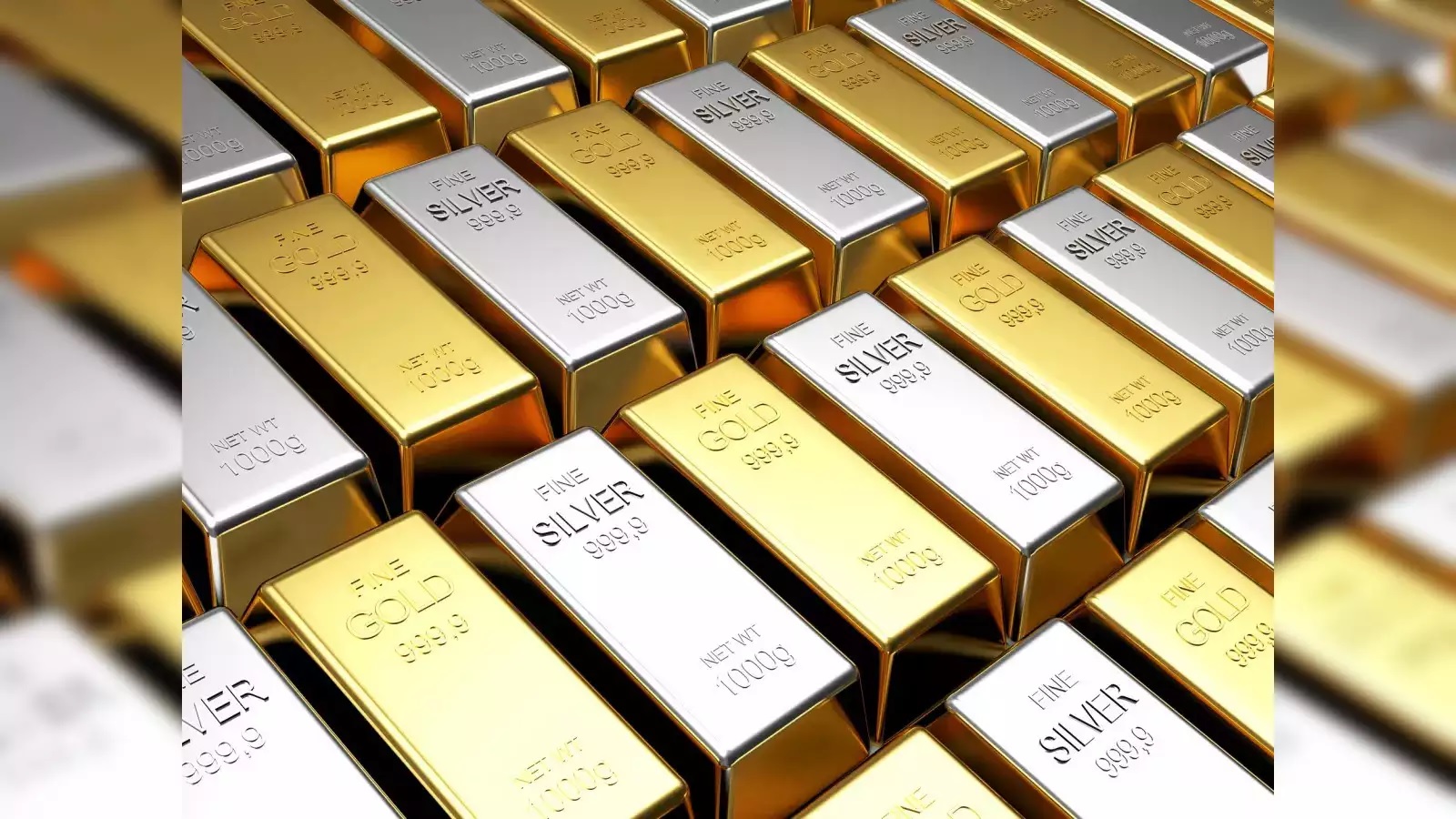 As soon as the budget was presented gold fell by Rs 4000 silver fell sharply 01