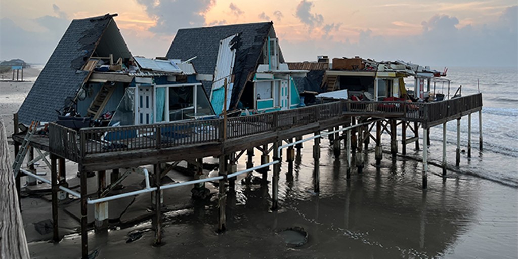 Beryl storm in America spread terrible destruction eight people died 1 1