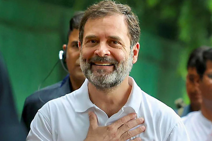 Saints were saddened by Rahul Gandhis statement made a demand 1