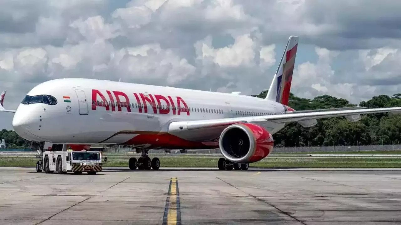 The plane from Delhi to America landed in Russia what was the reason for Air India 1