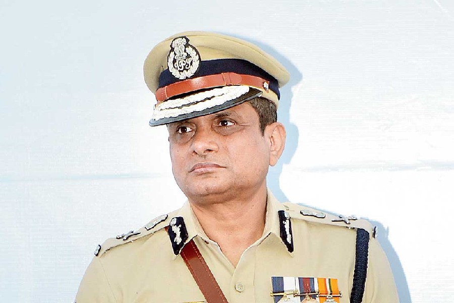 This IPS officer became DGP again 1