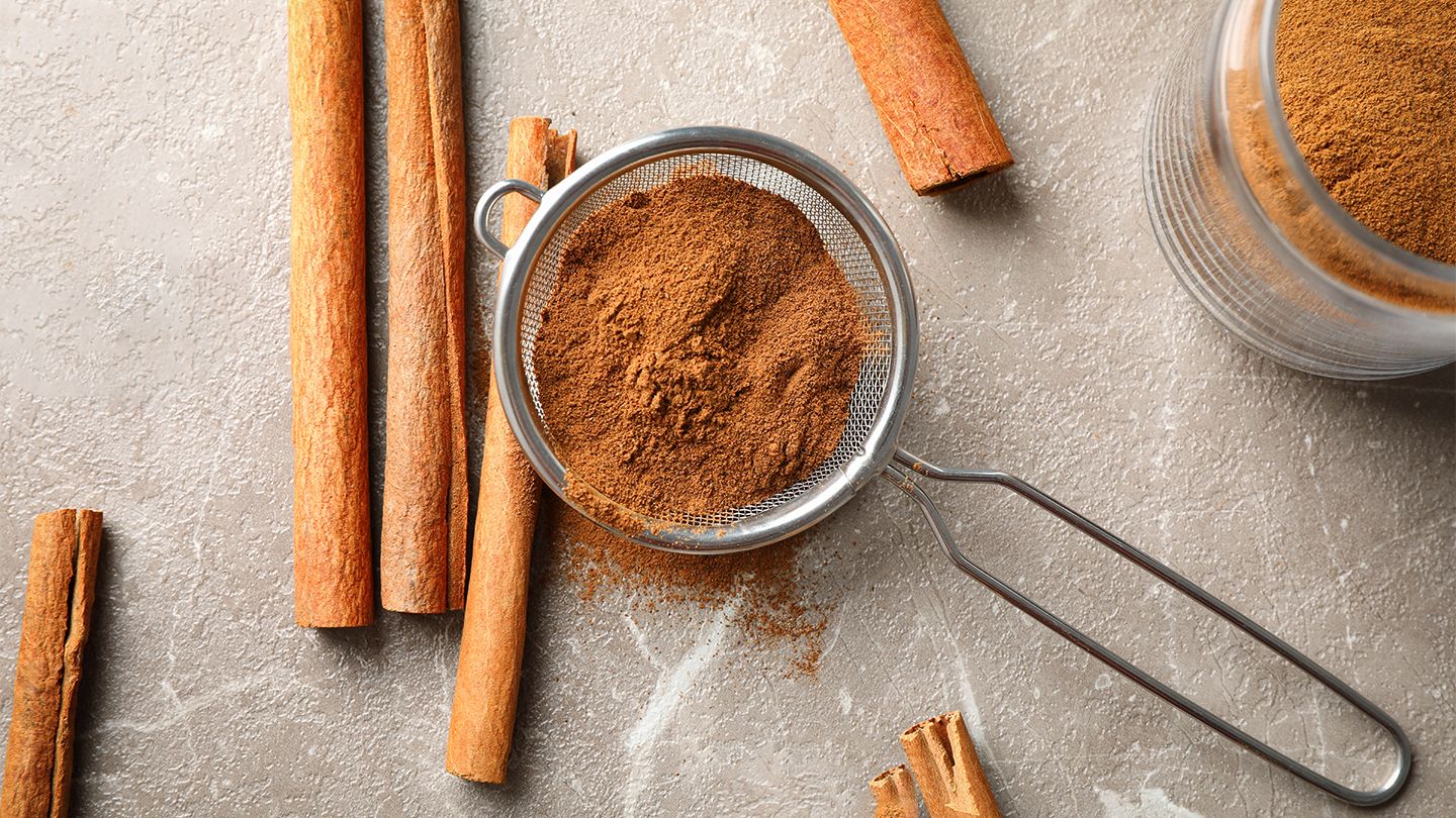 cinnamon or dalchini face packs improves skin health and texture 1