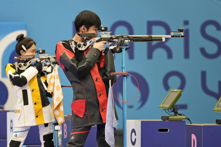 paris olympics 1st gold has gone to china in mixed 10m air rifle event shooting 1