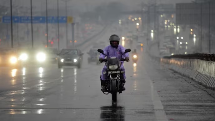 relief from heat in delhi ncr know how the weather will be across the country 1