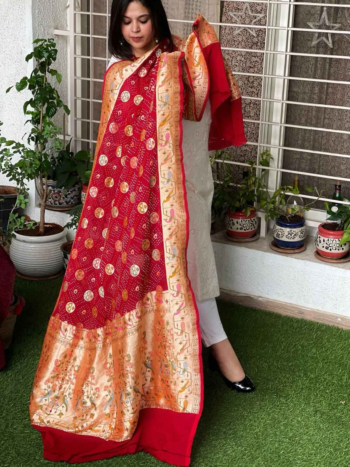 royal dupatta designs for women 3