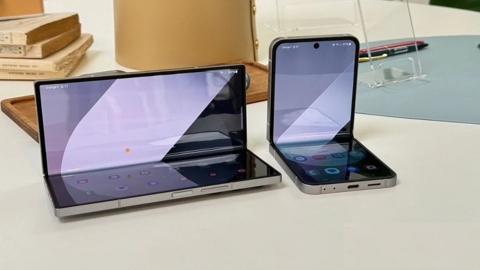 samsung galaxy z fold 6 galaxy z flip 6 watch 7 watch ultra galaxy buds 3 going on sale today 1