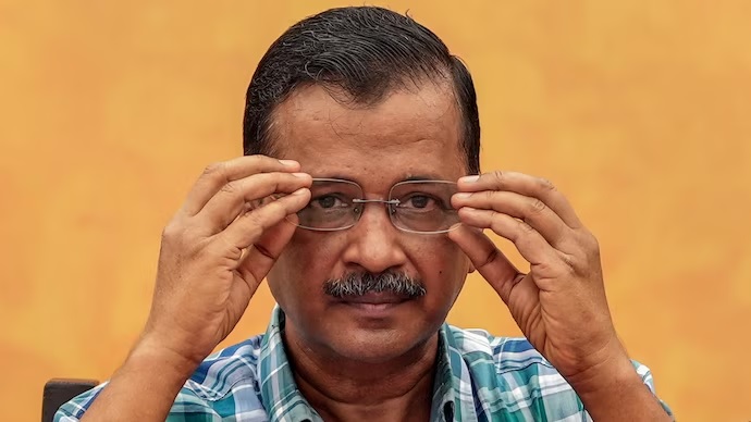 supreme court will give its verdict on kejriwal petition today 2