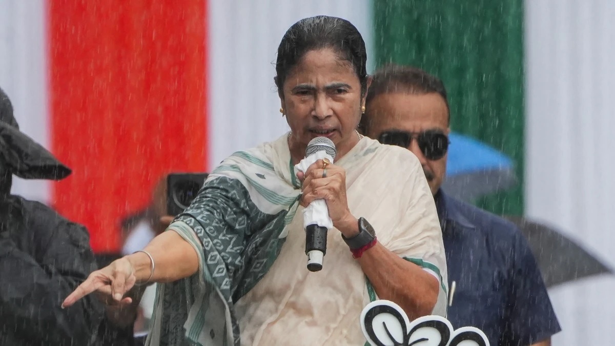 west bengal angry over modi governments budget mamata says it has become policy for bihar 1