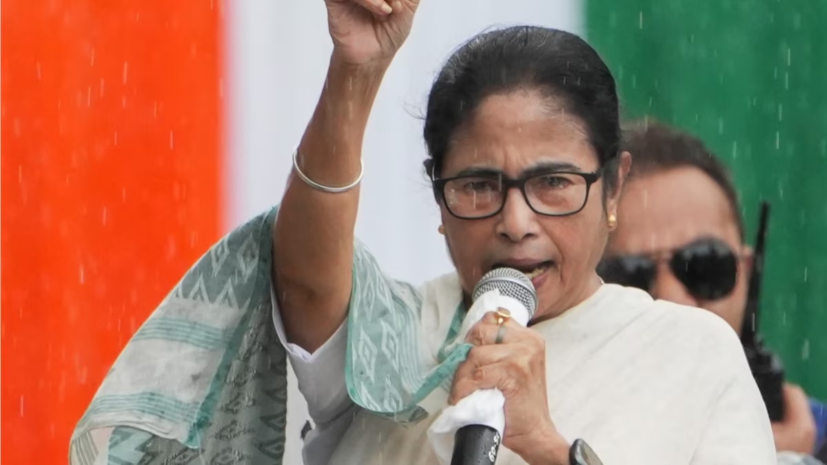 west bengal angry over modi governments budget mamata says it has become policy for bihar 3