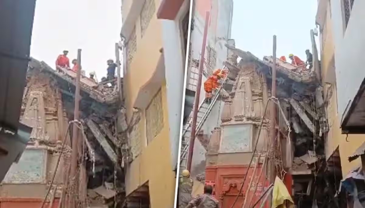 House collapses near Kashi Vishwanath temple one dead 1