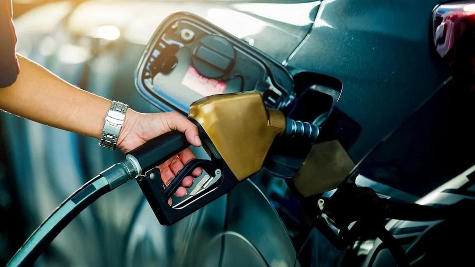 fuel price today 17 august petrol diesel rate update crude oil price down international market iocl com32