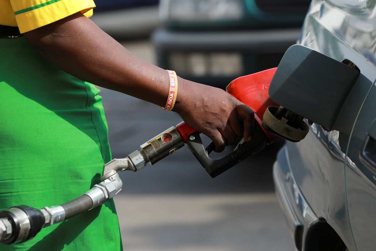 petrol diesel today 10 august fuel price rate update check international market crude oil price 12