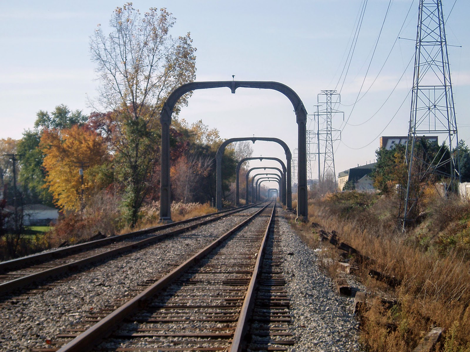 MrFordsElectricTrains Cantenaries in Melvindale