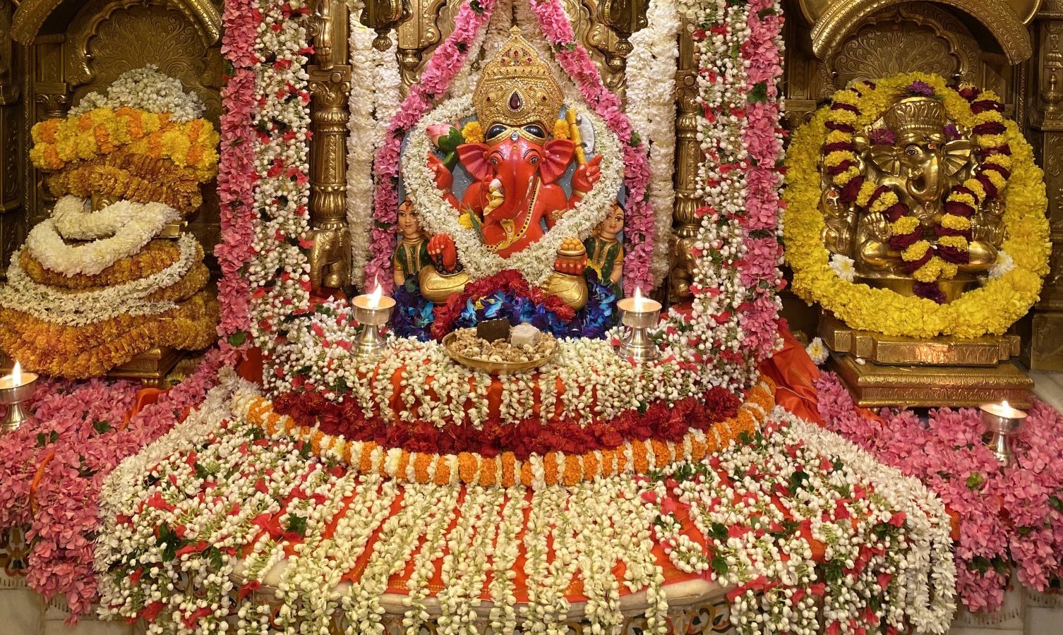 ganesh chaturthi 2024 ganesh chaturthi celebrated across the country grand aarti held in siddhivinayak temple23